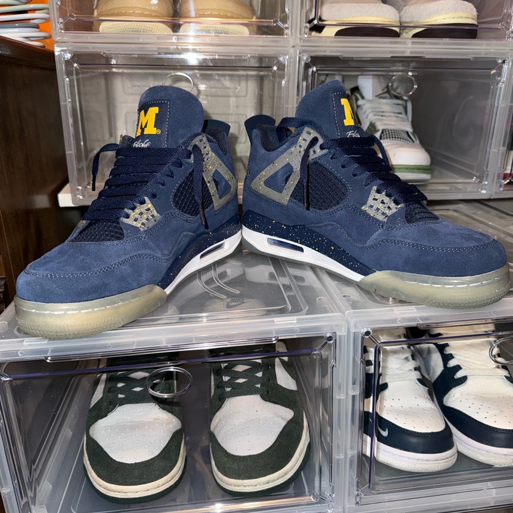 Jordan 4 Retro “University of Michigan” - Picture 4 of 7